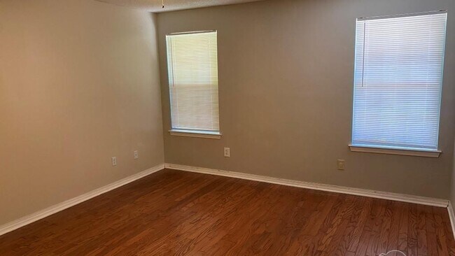 Photo - 3316 Joanna Dr