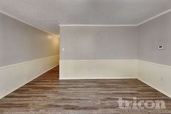 429 W Ferndale Ln