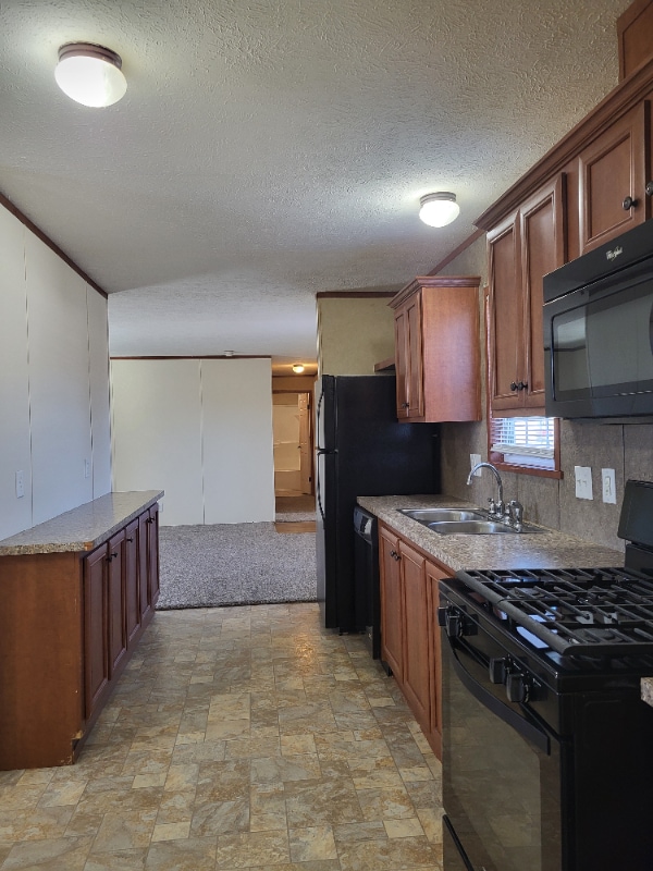 Photo - 1874 Armstrong Blvd