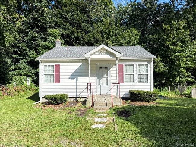 Building Photo - 300 NY-82