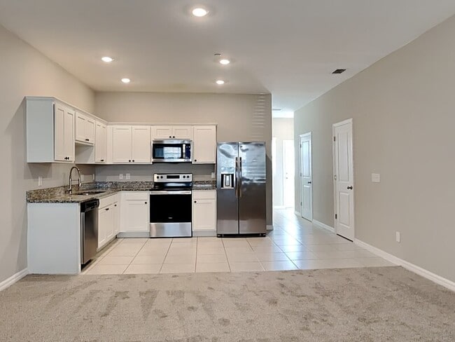 Photo - 3202 Azolla St