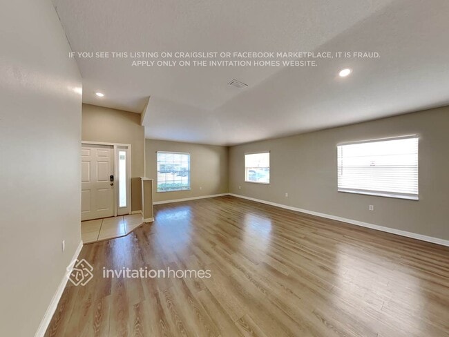 3925 Rollingsford Cir