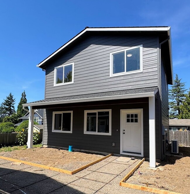 Building Photo - Newly Built 3 Bed, 2.5 Bath Cottage Homes ...