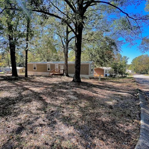 Photo - 207 Falcon Dr House