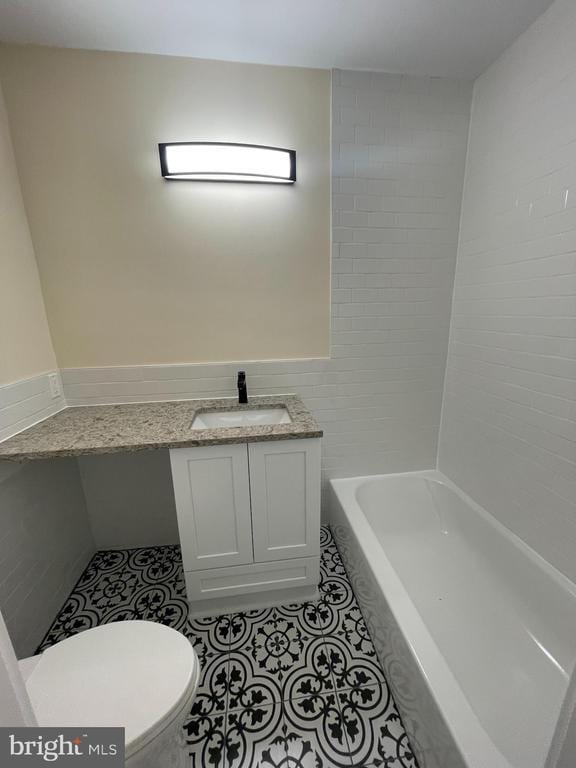 Photo - 2411 Tremont St