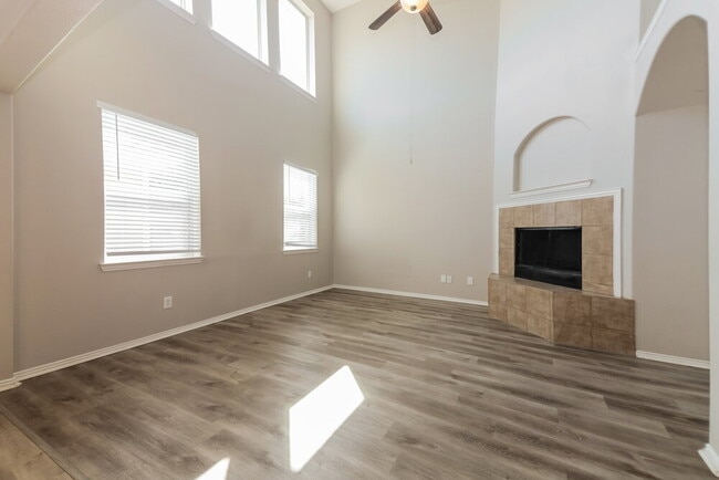 Photo - 1820 Plymouth Dr