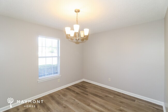 Photo - 1607 Barbie St