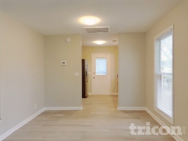 Photo - 426 Kinsey Blvd