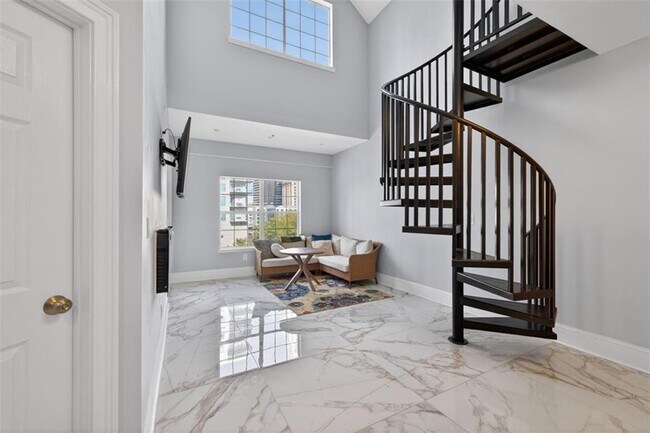 Photo - 1074 Peachtree Walk NE Unit B505