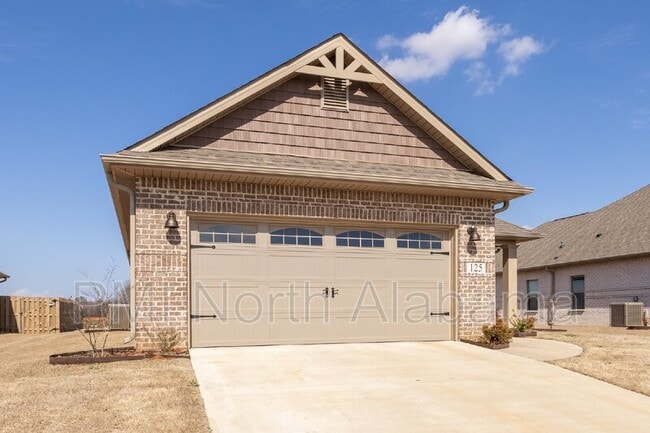 Photo - 125 Caspian Ln