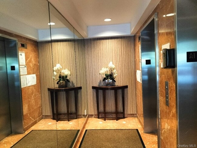 Photo - 516-520 W 112th St Unidad 5D