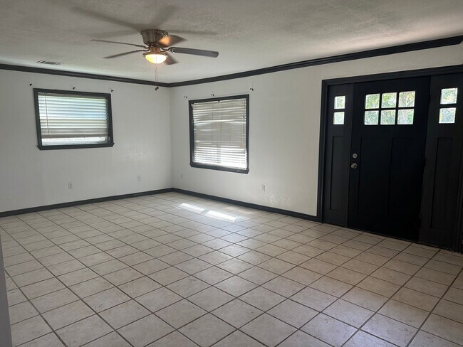Photo - 2708 County Rd 686