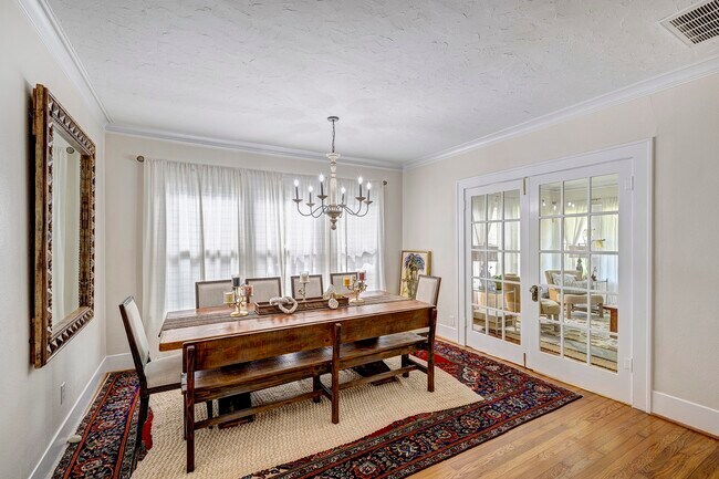 Photo - 1533 Harold St