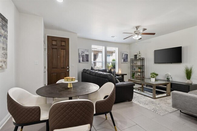 Photo - 13800 Lyndhurst St Unit 292