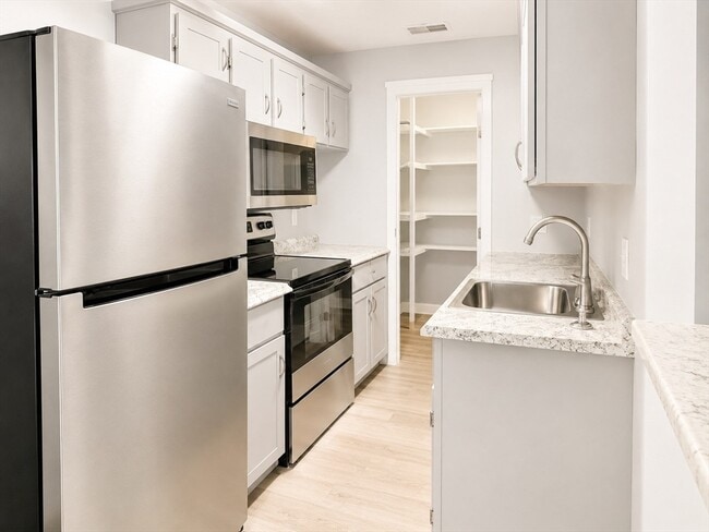Photo - 24 South St Unit 203