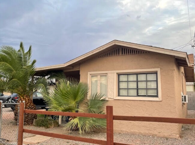 12th340 - 12th340 Apartment Unit 12th340-B