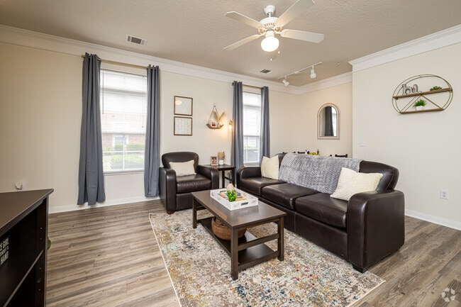 4BR,4BA - 1,540SF D3 - Living Room