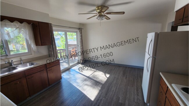 Photo - Spacious 3BD/2BA Duplex with Garage in Prime West End Location! Unit 1904