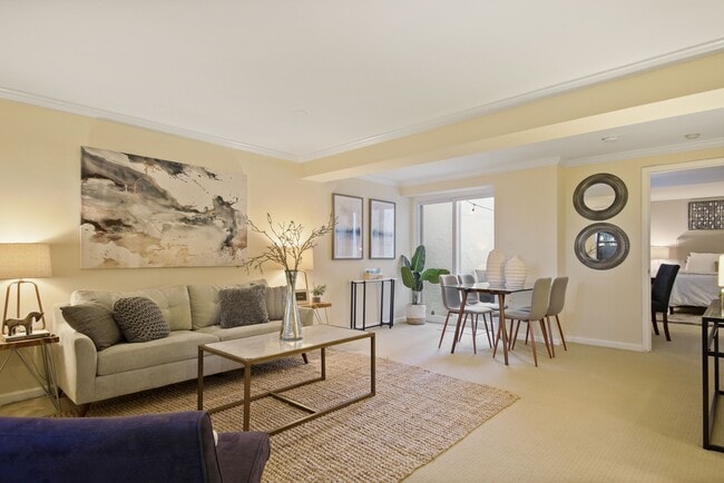 Building Photo - 2310 Ashmead Pl NW Unit 6