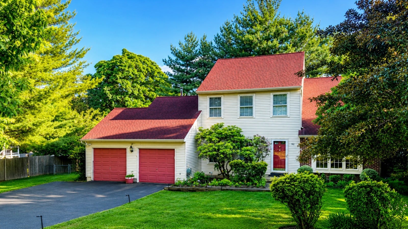 Photo - 92 Willis Dr
