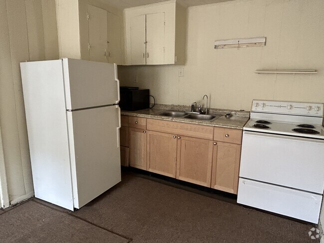 Building Photo - 505 E Virginia Ave Rental