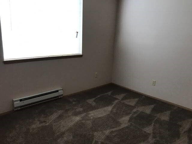 Photo - 525 Perry Pl