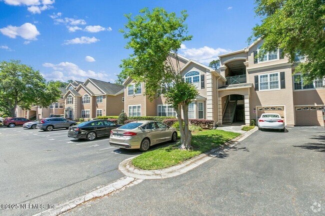 Building Photo - 13810 Sutton Park Dr N Unit 420 Rental