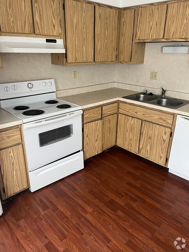 Building Photo - 1212 W Main St Unit 1212 - D Rental
