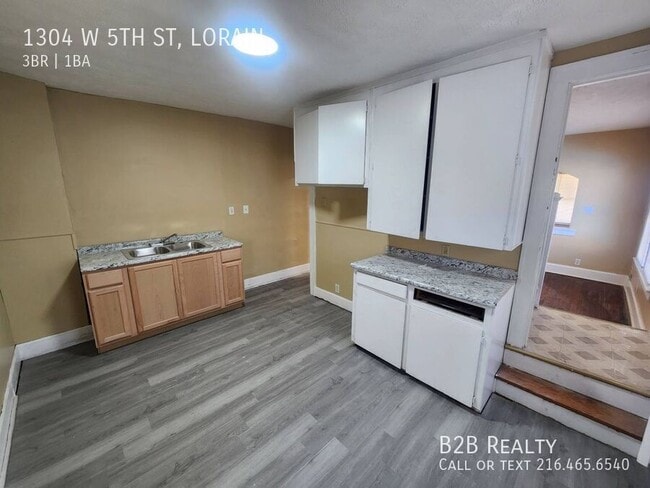 Photo - 1304 W 5th St Apartamento