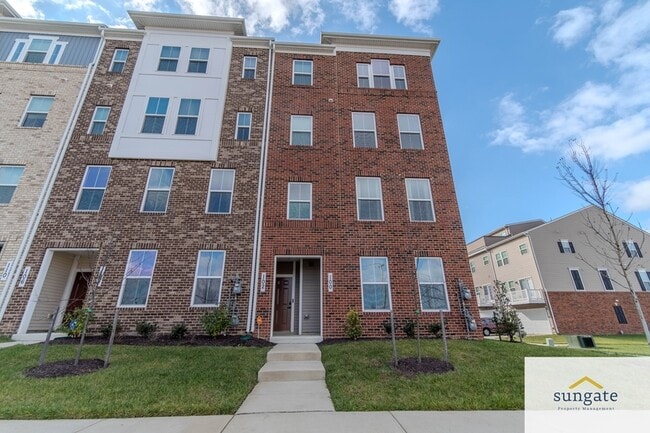 Photo - 100 Matisse Pl Unidad 1002A