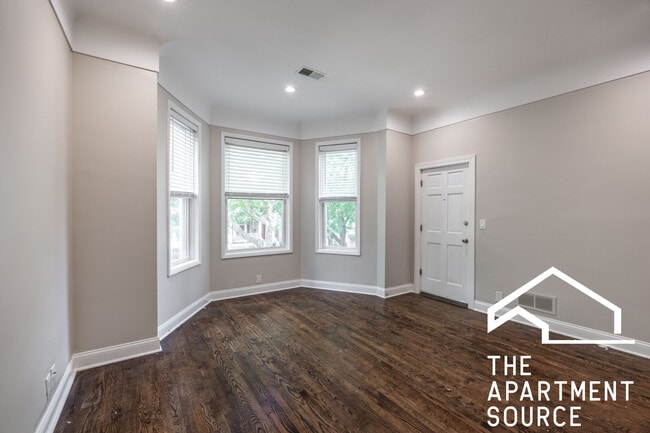 Photo - 4849 N Seeley Ave Unit 2