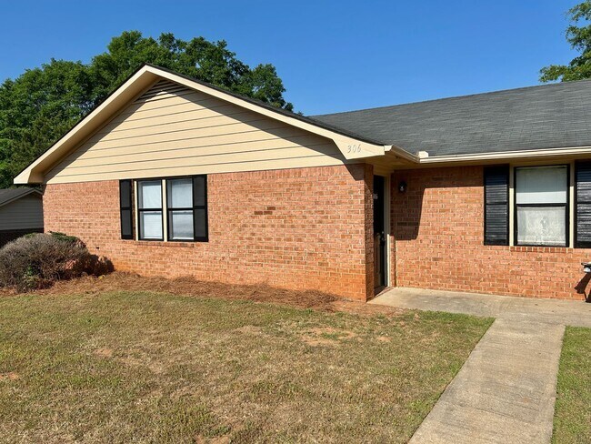 Photo - 304/306 Fawn Ct Unit 306 Fawn Ct