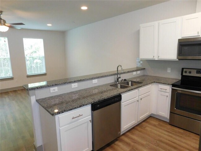 Photo - 12182 Abbey Glen Ln