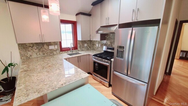 64-47 Dieterle Crescent Unit 2