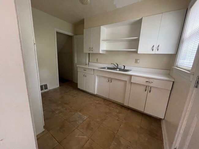 Photo - Stunning 2 Bedroom Townhome Unidad 1822-8