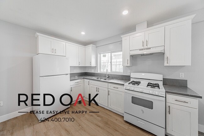 Photo - 923 W 75th St Unidad 931 3/4