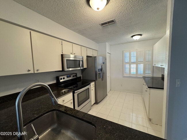 Photo - 108 Gray Dove Ct