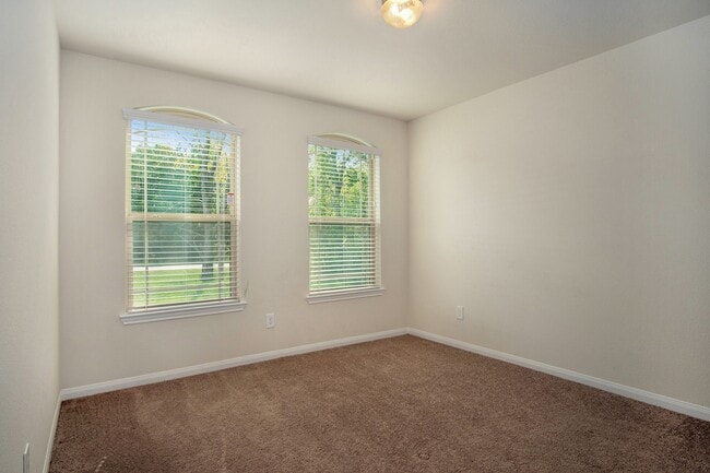 Building Photo - 13006 Lazy Ln