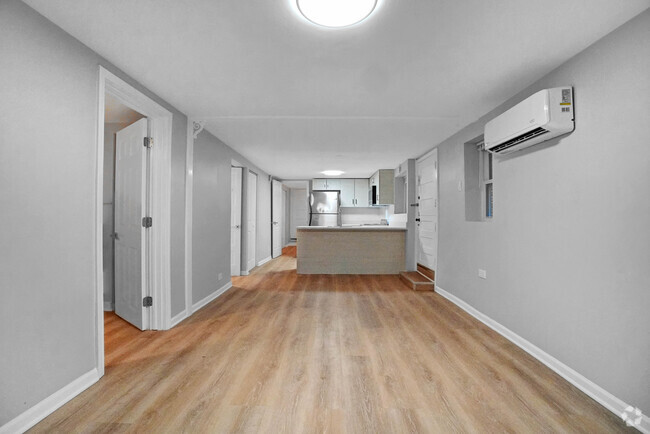 Building Photo - 3723 N Whipple St Unit 1 Rental