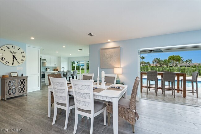 Photo - 595 Wedge Dr