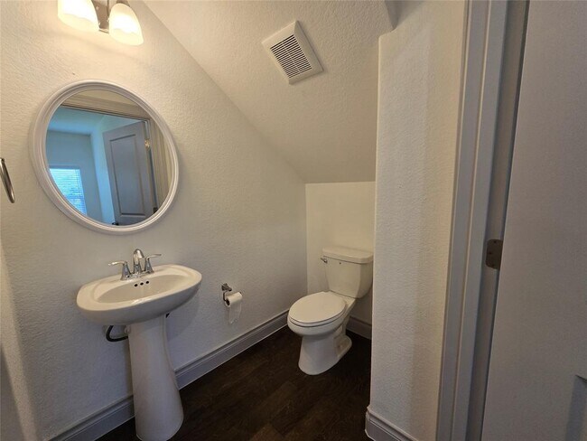 Photo - 2105 Tiger Trail Unidad 701