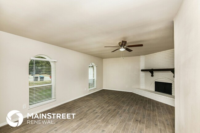 Photo - 4217 Longmeadow Way