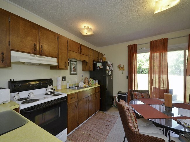 Photo - Fox Run Apartments