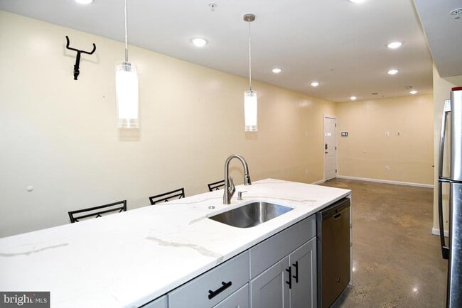 Photo - 1040 Bladensburg Rd NE