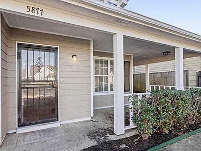 Photo - Freshly Updated 3-Bedroom Home – Pets Welcome!