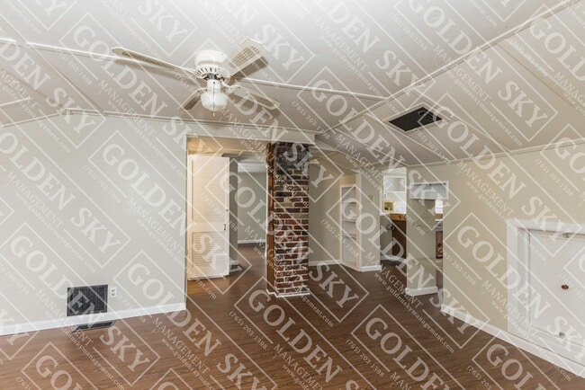 219 W Memorial Dr Unidad 1