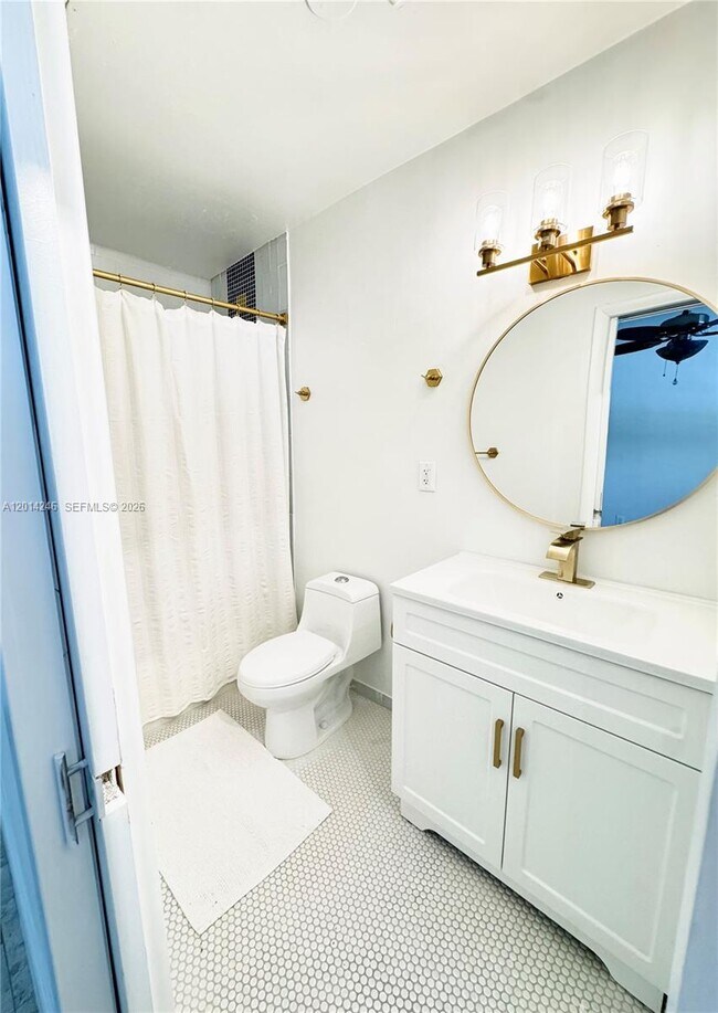 Photo - 8320 NW 180th St