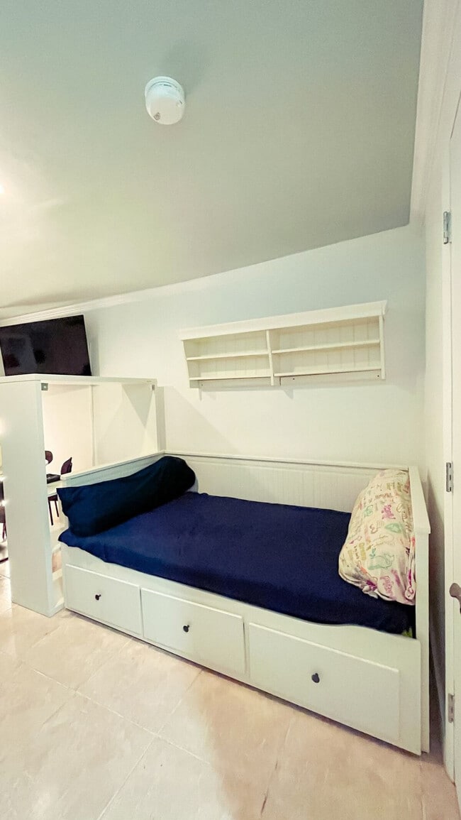 Photo - 7155 NW 52nd St Unidad SI ID1570206P