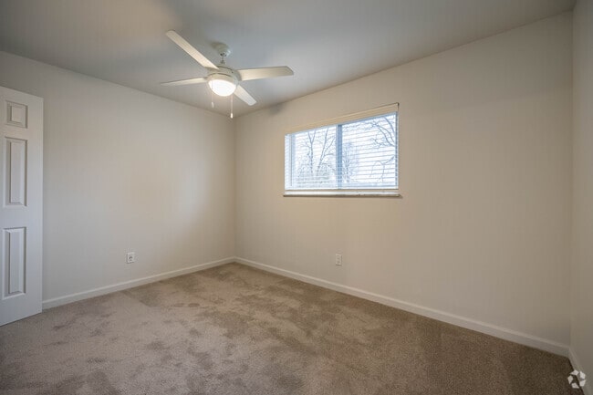 2BR, 1BA - 738SF - Second Bedroom