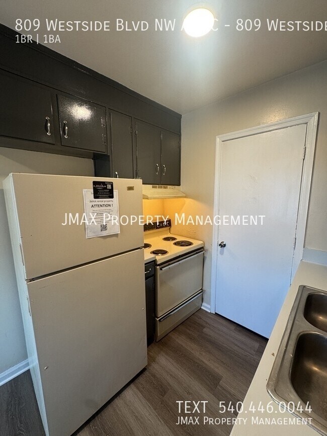 Photo - 809 Westside Blvd NW Unidad 809 Westside Blvd NW Apt C